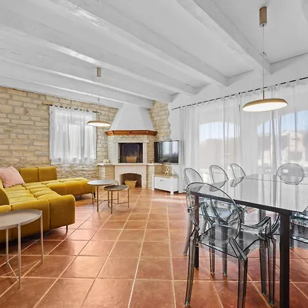 Ana Paradiz For 8 People In Istria With Private Pool & Pet Friendly *
