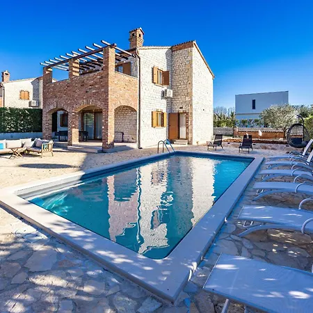 Villa Ana Paradiz For 8 People In Istria With Private Pool & Pet Friendly Juršići